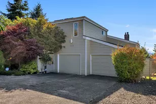 325 W Niagara Ave, Astoria, OR 97103 - Photo 2
