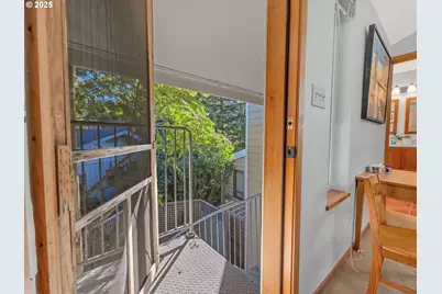 325 W Niagara Ave, Astoria, OR 97103 - Photo 16