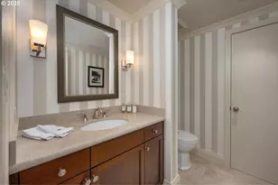 1205 SW Myrtle Dr, Portland, OR 97201 - Photo 36