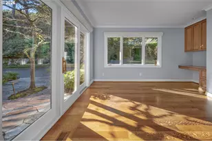 1205 SW Myrtle Dr, Portland, OR 97201 - Photo 26