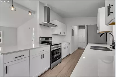 1477 June Way, Woodburn, OR 97071 - Photo 12