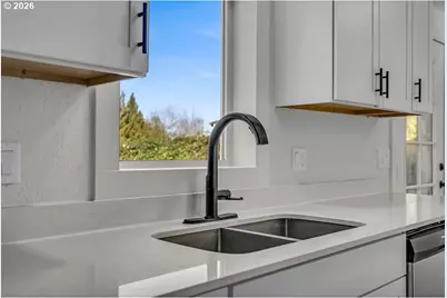 1477 June Way, Woodburn, OR 97071 - Photo 14