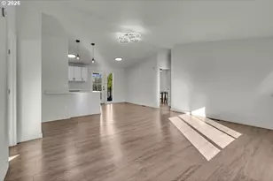 1477 June Way, Woodburn, OR 97071 - Photo 8