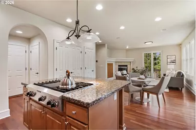 4678 NW Oxbridge Dr, Portland, OR 97229 - Photo 14
