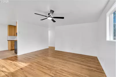 398 21st St, Salem, OR 97301 - Photo 6