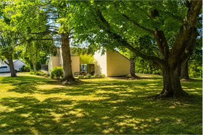 381 NE Village Squire Ave #2, Gresham, OR 97030 - Photo 46
