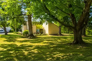 381 NE Village Squire Ave, Gresham, OR 97030 - Photo 46