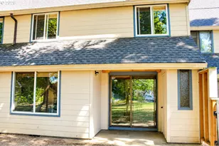 381 NE Village Squire Ave, Gresham, OR 97030 - Photo 36