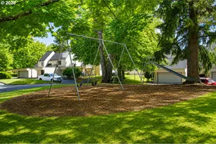 381 NE Village Squire Ave, Gresham, OR 97030 - Photo 42