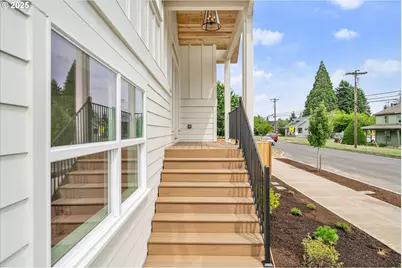 349 SE Walnut St, Hillsboro, OR 97123 - Photo 6