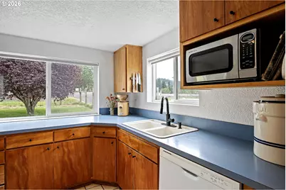 25035 Brush Creek Rd, Sweet Home, OR 97386 - Photo 8