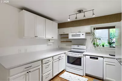 4 Touchstone #111, Lake Oswego, OR 97035 - Photo 16