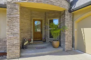 454 Salty Way, Eugene, OR 97404 - Photo 4