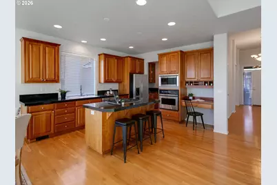 14924 NW Vance Dr, Portland, OR 97229 - Photo 4