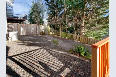 14924 NW Vance Dr, Portland, OR 97229 - Photo 38