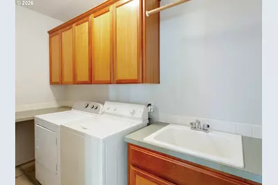 14924 NW Vance Dr, Portland, OR 97229 - Photo 30