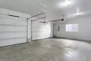 14924 NW Vance Dr, Portland, OR 97229 - Photo 40