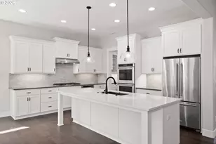 16706 NW Crossvine St, Portland, OR 97229 - Photo 10
