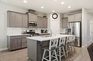 618 E Tanoak Ave, La Center, WA 98629 - Photo 12