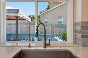 8915 NE 28th Pl, Vancouver, WA 98665 - Photo 18