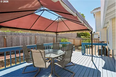 8915 NE 28th Pl, Vancouver, WA 98665 - Photo 36