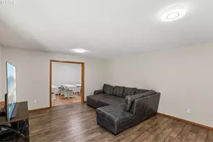 8915 NE 28th Pl, Vancouver, WA 98665 - Photo 22