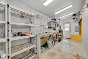 9885 SW Sattler St, Portland, OR 97224 - Photo 28