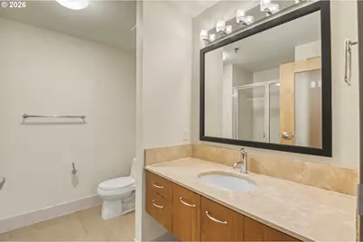1221 SW 10th Ave #219, Portland, OR 97205 - Photo 28