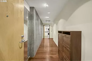 1221 SW 10th Ave, Portland, OR 97205 - Photo 2