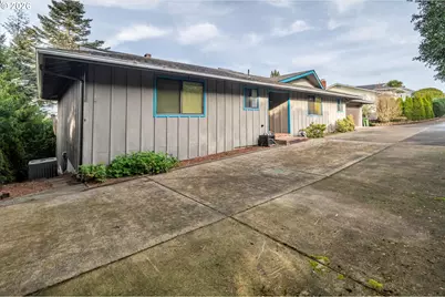 875 Signal Way, Coos Bay, OR 97420 - Photo 36