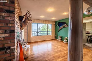 875 Signal Way, Coos Bay, OR 97420 - Photo 8