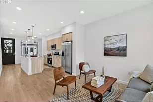 7208 NE Going St St, Portland, OR 97218 - Photo 16