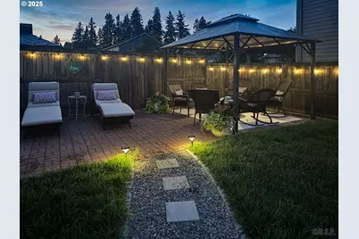 33279 SW Havlik Dr, Scappoose, OR 97056 - Photo 24