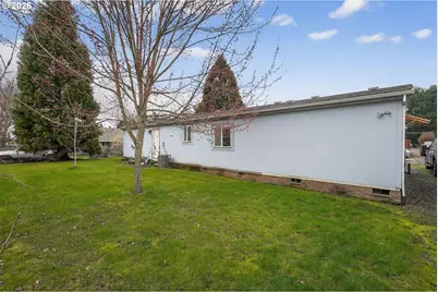 2597 SE 67th Ave, Hillsboro, OR 97123 - Photo 2