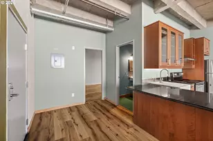 900 NE 81st Ave, Portland, OR 97213 - Photo 14