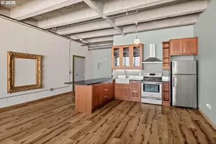 900 NE 81st Ave, Portland, OR 97213 - Photo 6