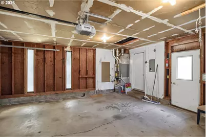 2735 Montello Ave, Hood River, OR 97031 - Photo 24