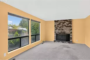 2735 Montello Ave, Hood River, OR 97031 - Photo 2