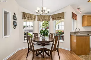 4055 Royal Ave, Eugene, OR 97402 - Photo 12