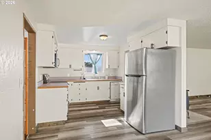 1816 Sunset Ct, Myrtle Point, OR 97458 - Photo 18