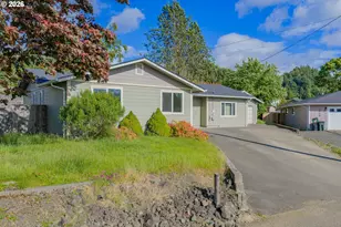 1816 Sunset Ct, Myrtle Point, OR 97458 - Photo 2