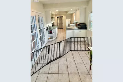 342 W Chapman Ave, Roseburg, OR 97470 - Photo 18