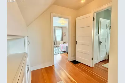 342 W Chapman Ave, Roseburg, OR 97470 - Photo 12