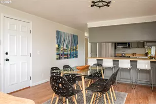 1916 NE 13th Ave, Hillsboro, OR 97124 - Photo 20