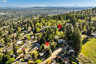 1658 Fircrest Dr, Lake Oswego, OR 97034 - Photo 46