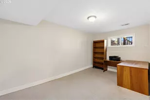 1658 Fircrest Dr, Lake Oswego, OR 97034 - Photo 36