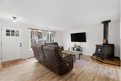 11917 SE 222nd Dr, Damascus, OR 97089 - Photo 8