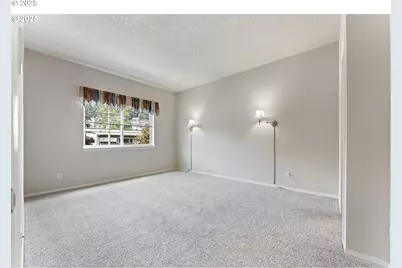 4320 S Corbett Ave #202, Portland, OR 97239 - Photo 8