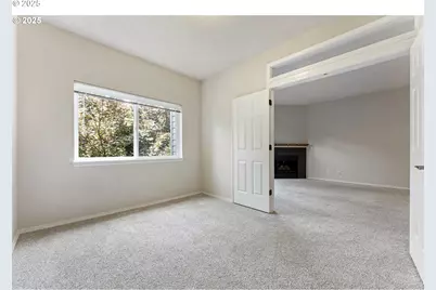 4320 S Corbett Ave #202, Portland, OR 97239 - Photo 32