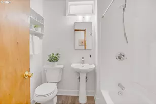 11810 NE Siskiyou St, Portland, OR 97220 - Photo 30